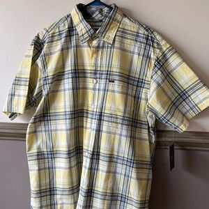 NWT Men’s large short sleeve Izod button down